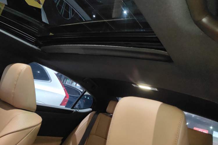 Used Lexus ES 2020 200 Excellence Edition