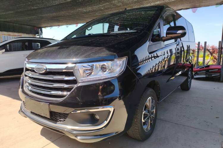 Used JAC Refine M3 2022 1.8L 7-seat Standard Edition