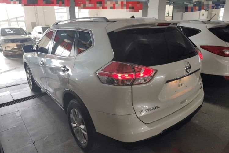 Used Nissan X-Trail 2015 2.0L CVT Comfort MAX Edition 2WD
