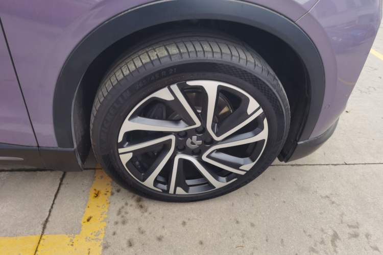 Used Nio EC6 2024 75 kWh Exterior 7