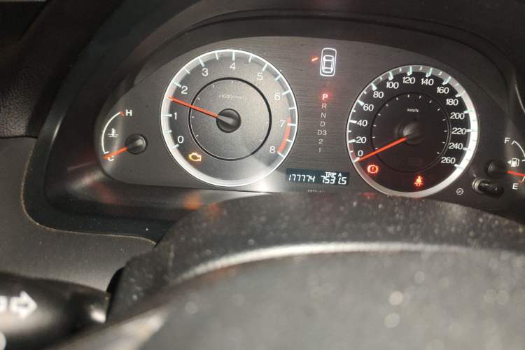 Used Honda Accord 2011 2.4L EX Odometer Close Up