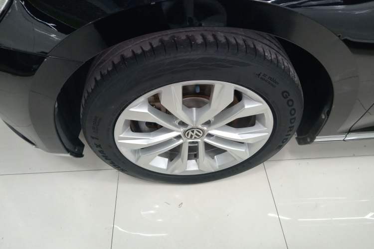 Used Volkswagen Magotan 2018 Facelift 330TSI DSG Luxury Model