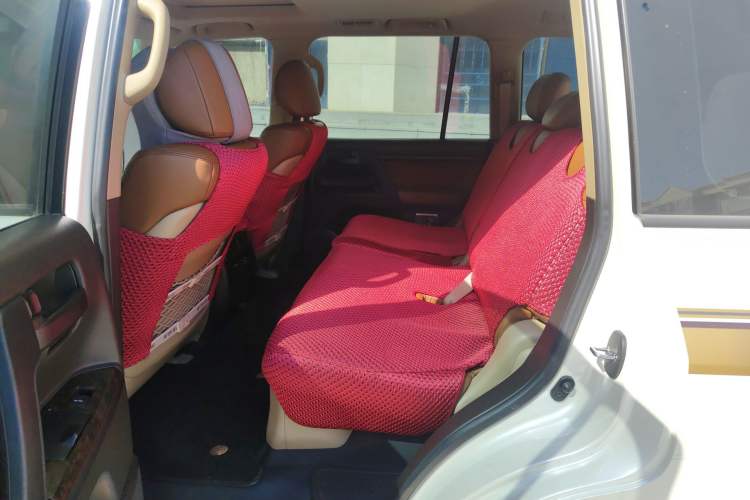 Used Toyota Land Cruiser 
