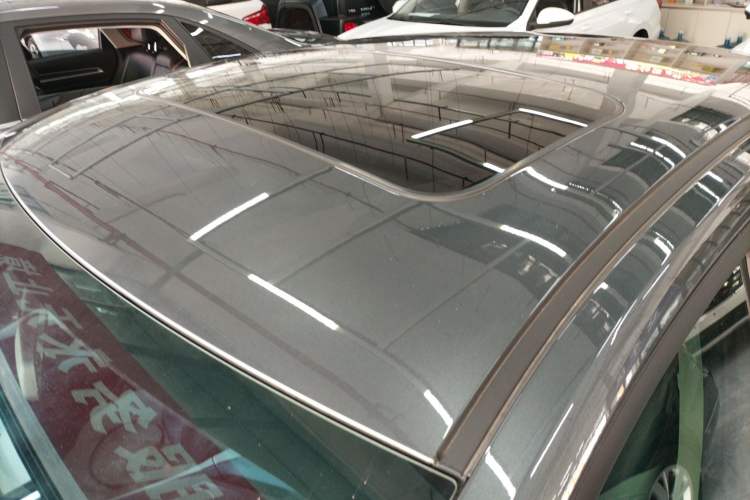 Used Changan UNI-V iDD 2023 ZhiDian iDD 1.5T 113km Smart & Fun Version
