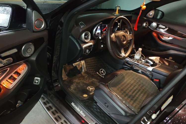 Used Mercedes-Benz GLC 2019 Facelift GLC 260 L 4MATIC Luxury Model