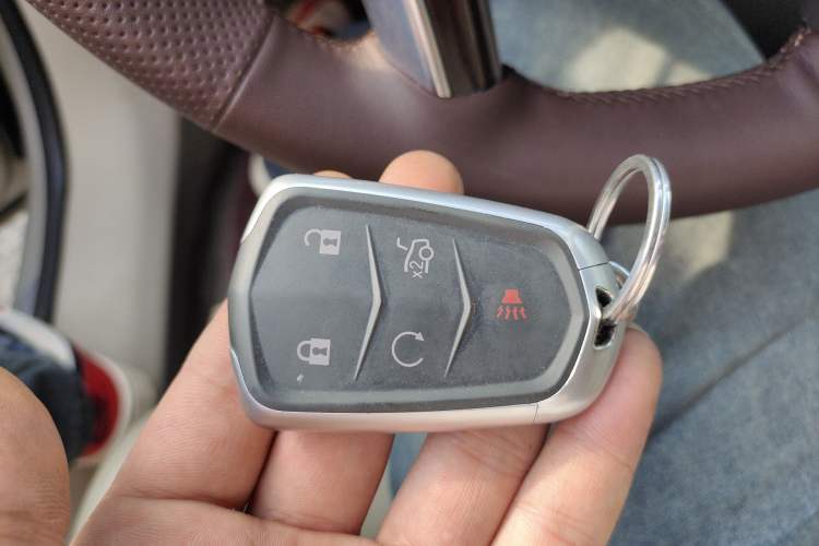 Used Cadillac XTS 2013 28T Comfort Model
