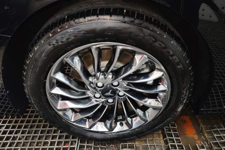 Used VOYAH Dream 2022 Low-Carbon Edition Dream+ Smart Enjoyment Package Right Rear Wheel Hub