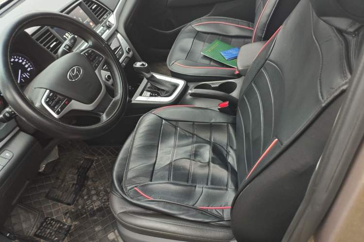 Used Hyundai Elantra (6th Generation / Lingdong) 2016 1.6L Automatic ZhiXuan · Luxury Version Left Front Seat