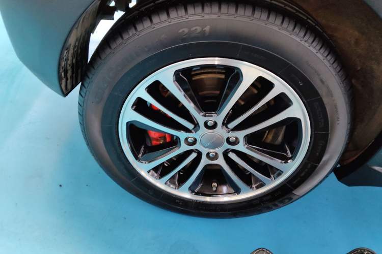 Used Haval H1 2016 Revised Version Blue Badge 1.5L AMT Luxury Edition
