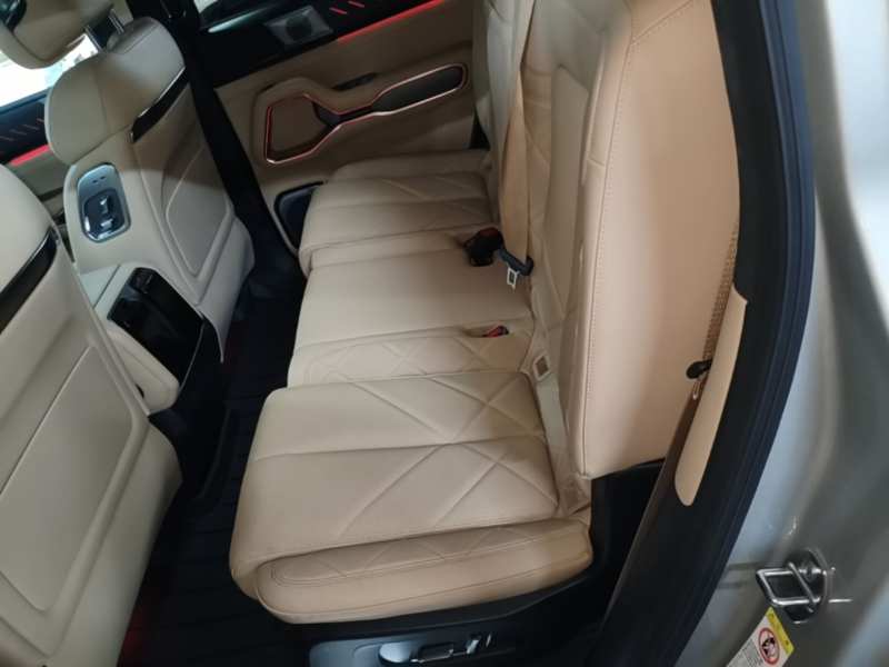 Used Formula Leopard 8 2025 Smart & Brave Flagship Edition 7 Seats — 16
