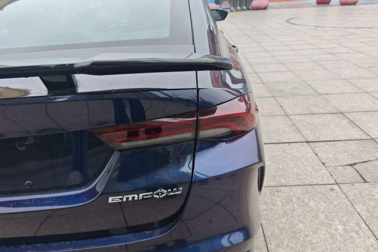 Used GAC Trumpchi EMPOW 2023 270T DCT J16 Galaxy Fighter Edition Right Rear Taillight