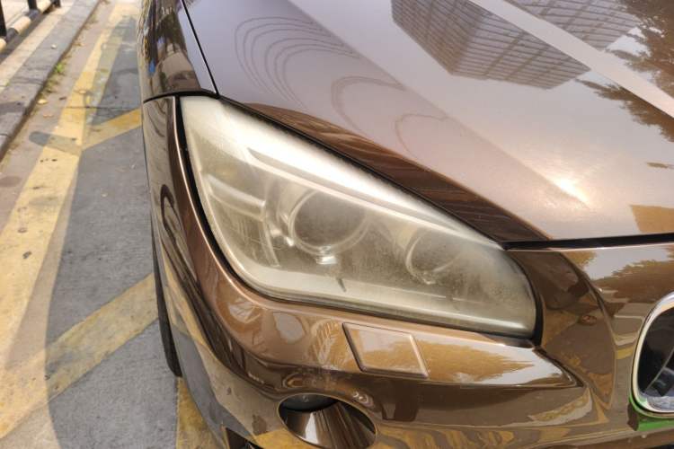 Used BMW X1 2013 sDrive18i Sport Design Package Right Front Headlight