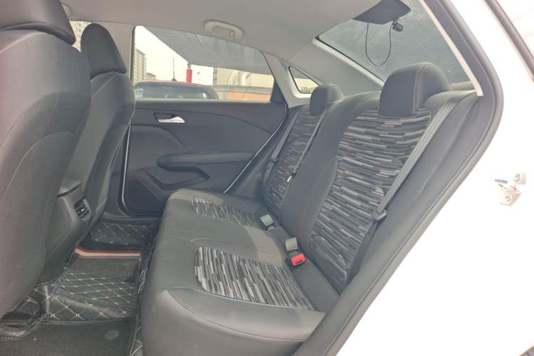 Used Chevrolet Monza 2024 1.5L Dual-Clutch Enjoyment Edition Left Rear Seat