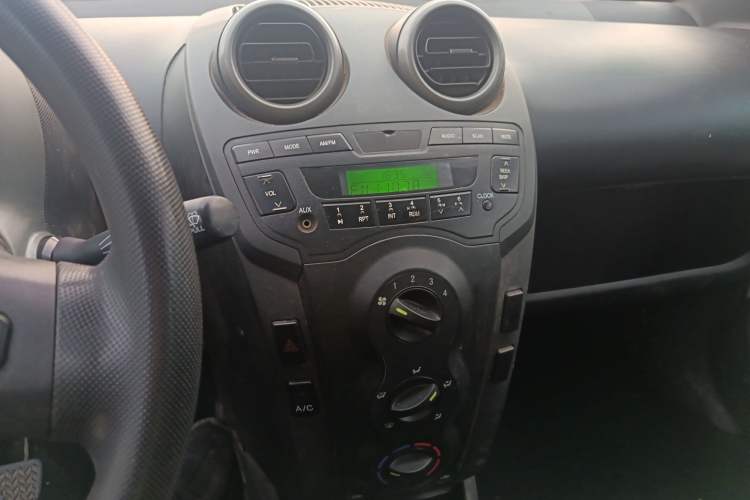 Used BYD F0 2012 1.0L XuanKu Trim
