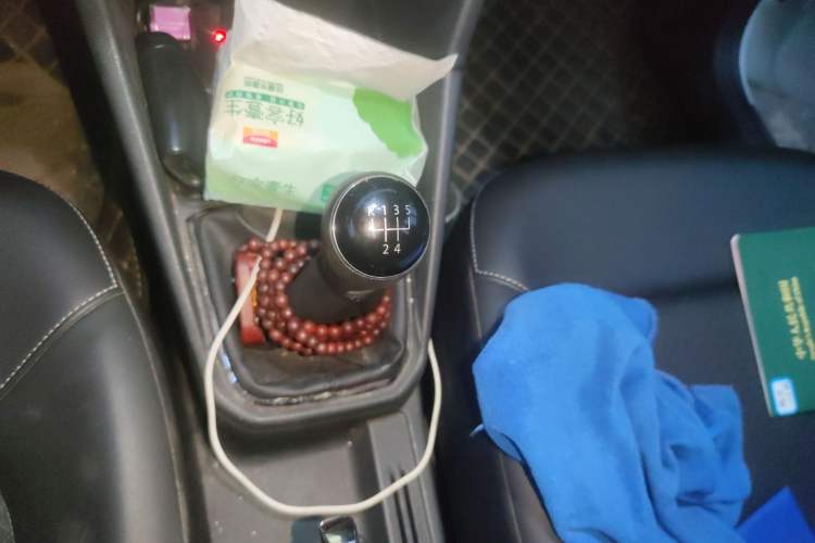 Used Jetta VA3 2021 1.5L Manual Enjoyment Edition Gear Lever