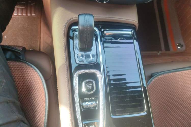 Used Volvo S60 New Energy 2021 T8 E-Drive Hybrid Four-Wheel Drive Smart Luxury Edition