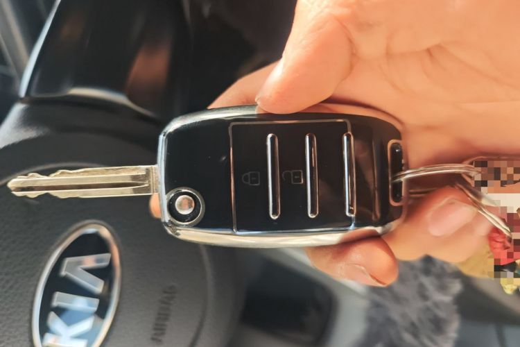 Used Kia Pegas 2019 1.4L Manual Value Edition National VI Standard Vehicle Key