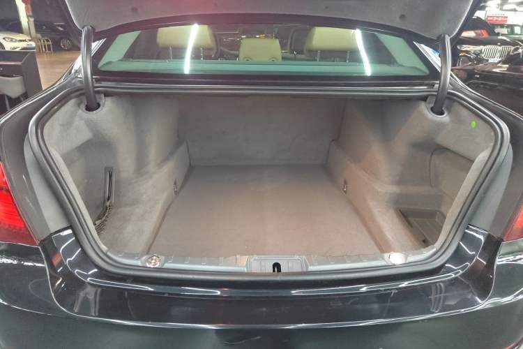 Used BMW 7 Series 2014 730Li Premium Edition Trunk