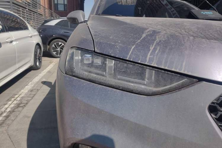 Used Wey VV7 2017 2.0T Flagship Model
