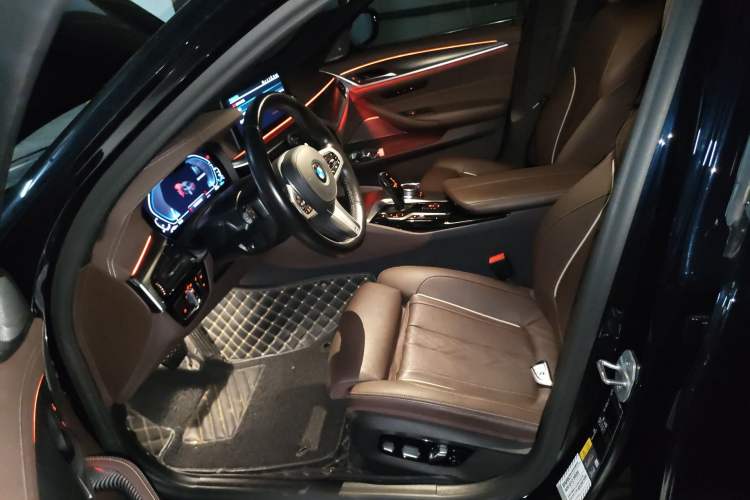 Used BMW 5 Series New Energy 2021 535Le Pioneer Edition M Sport Package Left Front Seat