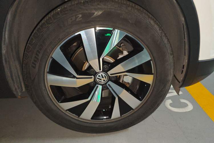 Used Volkswagen Tayron 2022 280TSI Two-Wheel Drive Luxury Smart Connectivity Version
