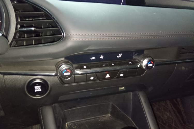 Used Mazda 3 Axela 2021 2.0L Automatic Zhiya Edition