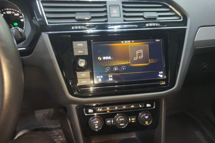 Used Volkswagen Tiguan L 2018 Facelift 330TSI Automatic Two-Wheel Drive Luxury Edition Audio And AC Panel