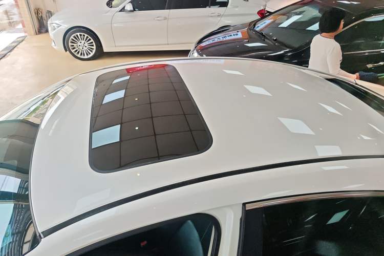 Used Honda Civic 2016 220TURBO CVT Luxury Edition Roof