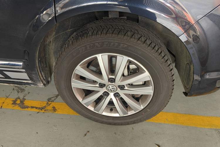 Used Volkswagen Caravelle 2017 2.0 TSI 4x4 Luxury Edition 7-Seater
