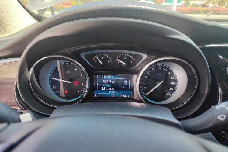 Used Buick Envision 2017 20T Two-Wheel Drive Luxury Model Instrument Cluster