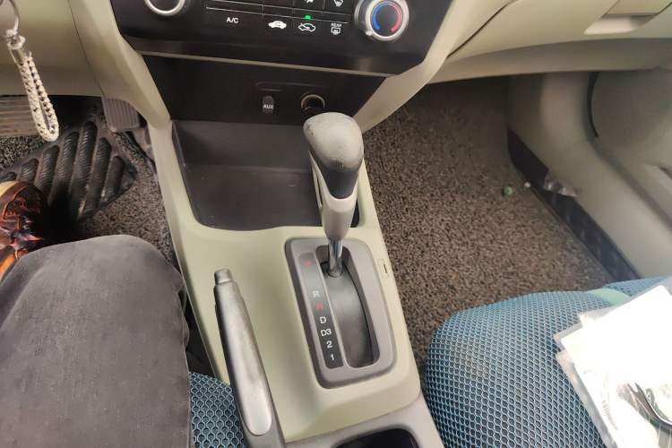 Used Honda Civic 2012 1.8L automatic comfort version Gear Lever