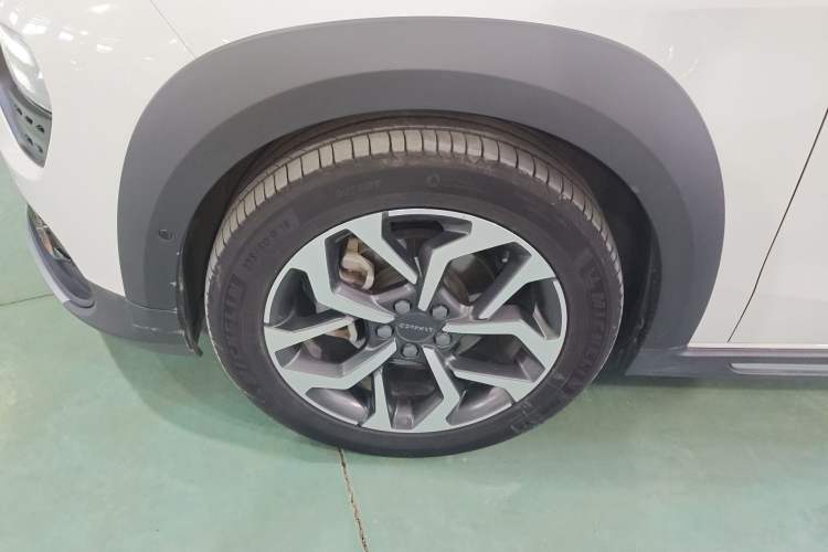 Used Lynk & Co 02 2019 1.5T DCT Two-Wheel Drive Pro Edition China VI Standard
