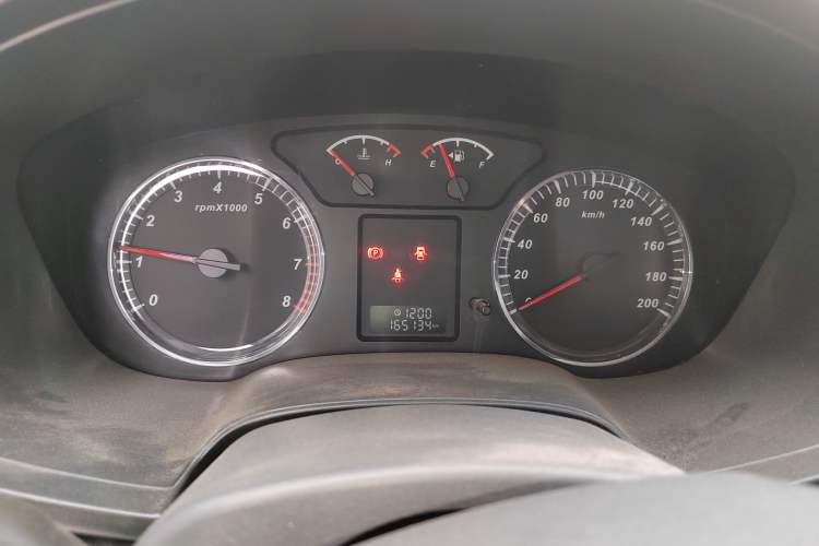 Used Great Wall Wingle 5 2013 2.4L European Version Two-Wheel Drive Elite Edition Big Double Cab – 4G69S4N