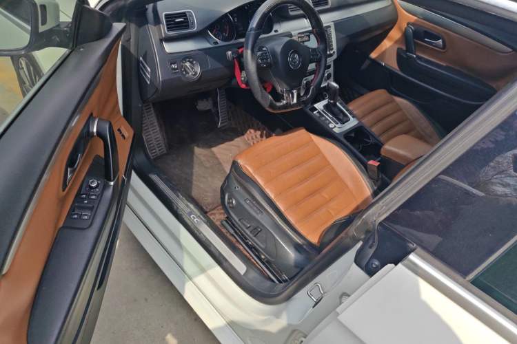 Used Volkswagen FAW-Volkswagen CC 2013 2.0 TSI Prestige Model Driver Seat