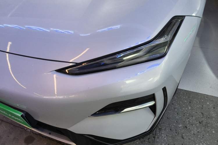 Used Geely Galaxy E8 2024 550 km Range Rear-Drive MAX