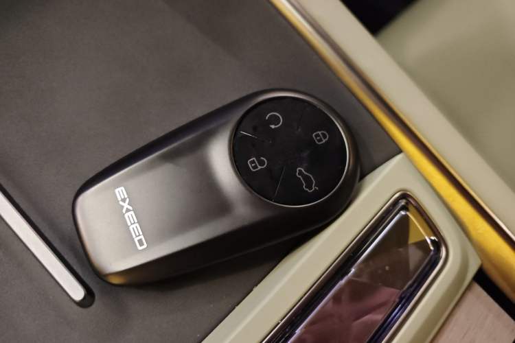 Used EXEED Star Era ES 2025 Extended-Range Pro High-Speed Driver Assistance Vehicle Key