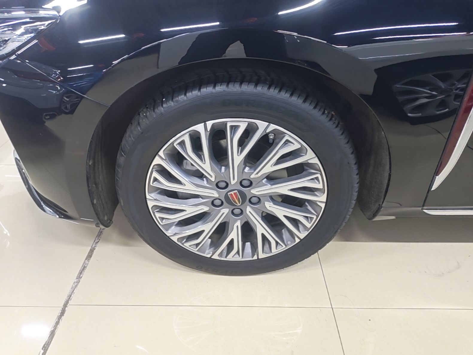 Hongqi H5 2023 2.0T Automatic Smart Connect Flagship Edition - Chinese Trim Chang — снимка 10
