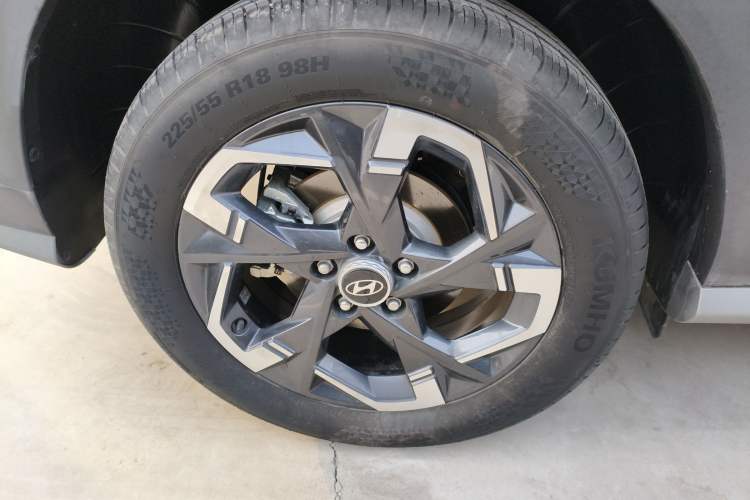 Used Hyundai ix35 2023 Musso 2.0L Prestige LUX Edition