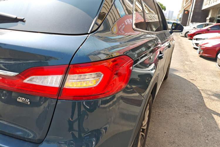 Used Lincoln MKX 2015 2.0T Four-Wheel Drive Luxury Edition