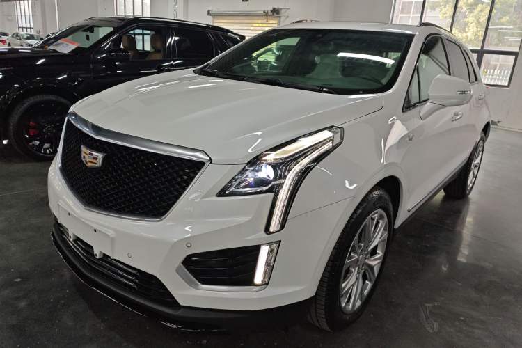 Used Cadillac XT5 2020 28T 4x4 Leading Sport Model