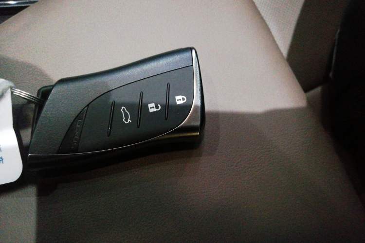 Used Lexus ES 2022 200 Excellence Edition
