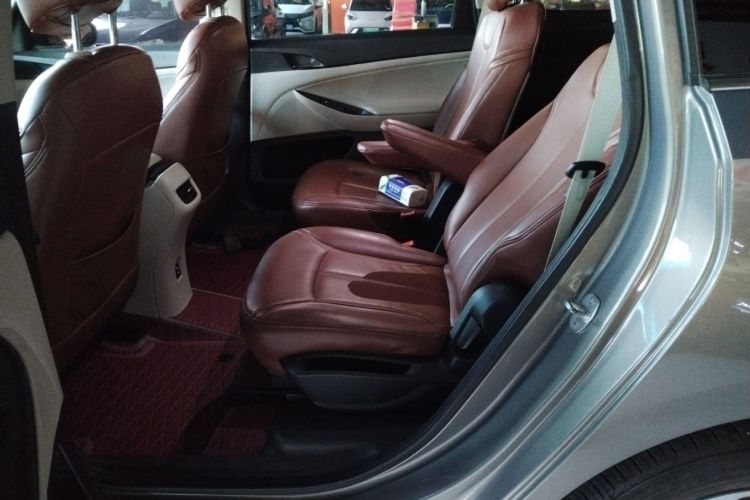 Used Buick GL6 2018 18T 6-Seater Elite Model
