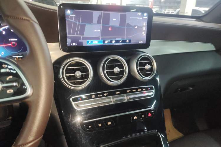 Used Mercedes-Benz GLC 2022 Facelifted GLC 260 L 4MATIC Dynamic Edition
