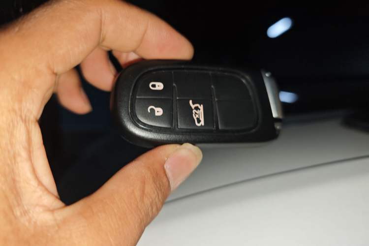 Used Jeep Commander 2018 2.0T Two-Wheel Drive Enjoy Edition China V