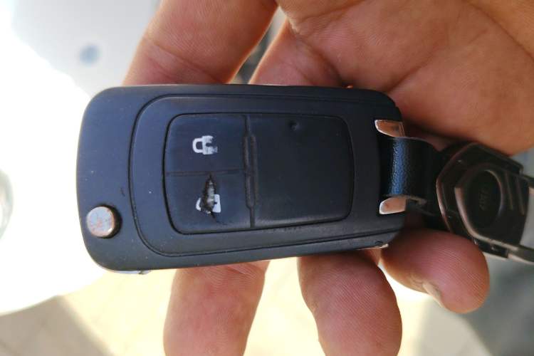 Used Chevrolet Sail 2013 Sedan 1.2L Manual Fashionable Happiness Edition