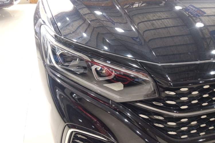 Used Volkswagen Passat 2023 Restyled 330TSI Starry Luxury Edition Right Front Headlight