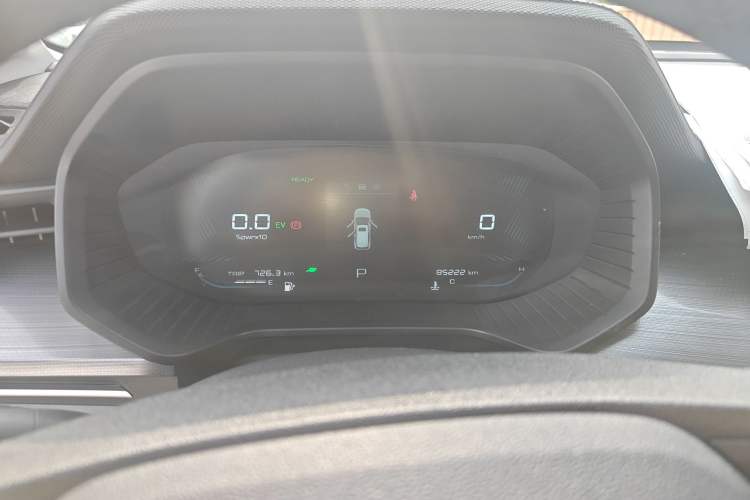 Used Wuling Asta 2022 2.0L DHT Electric-Speed Version Instrument Cluster