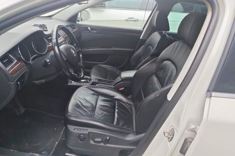 Used Skoda Superb Combi 2014 2.0 TSI Prestige Edition
