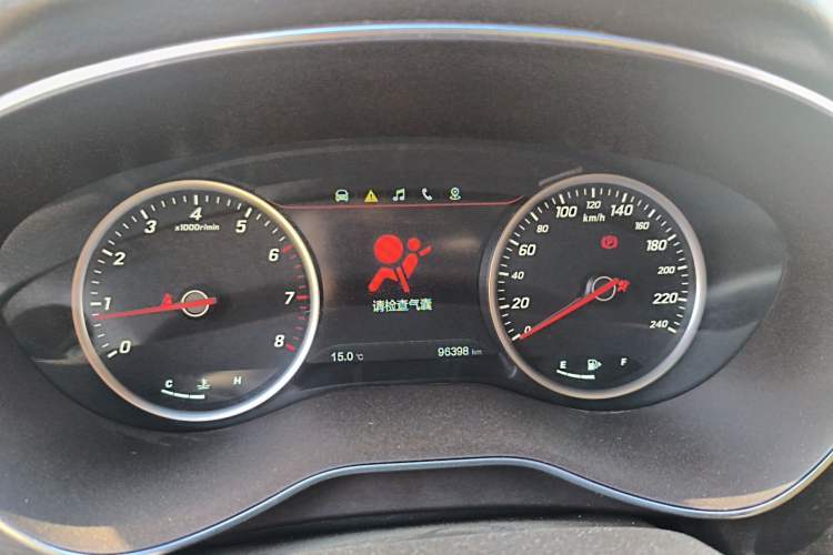 Used Baojun 730 2017 1.5T Manual Prestige Version 7 Seats Instrument Cluster