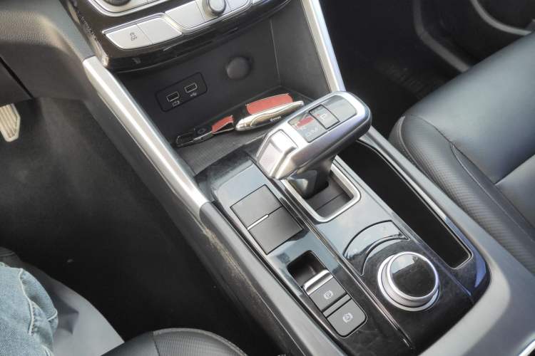 Used Great Wall Poer 2021 2.0T Commercial Version Automatic Diesel Two-Wheel Drive Elite Trim with Long Bed – GW4D20M
